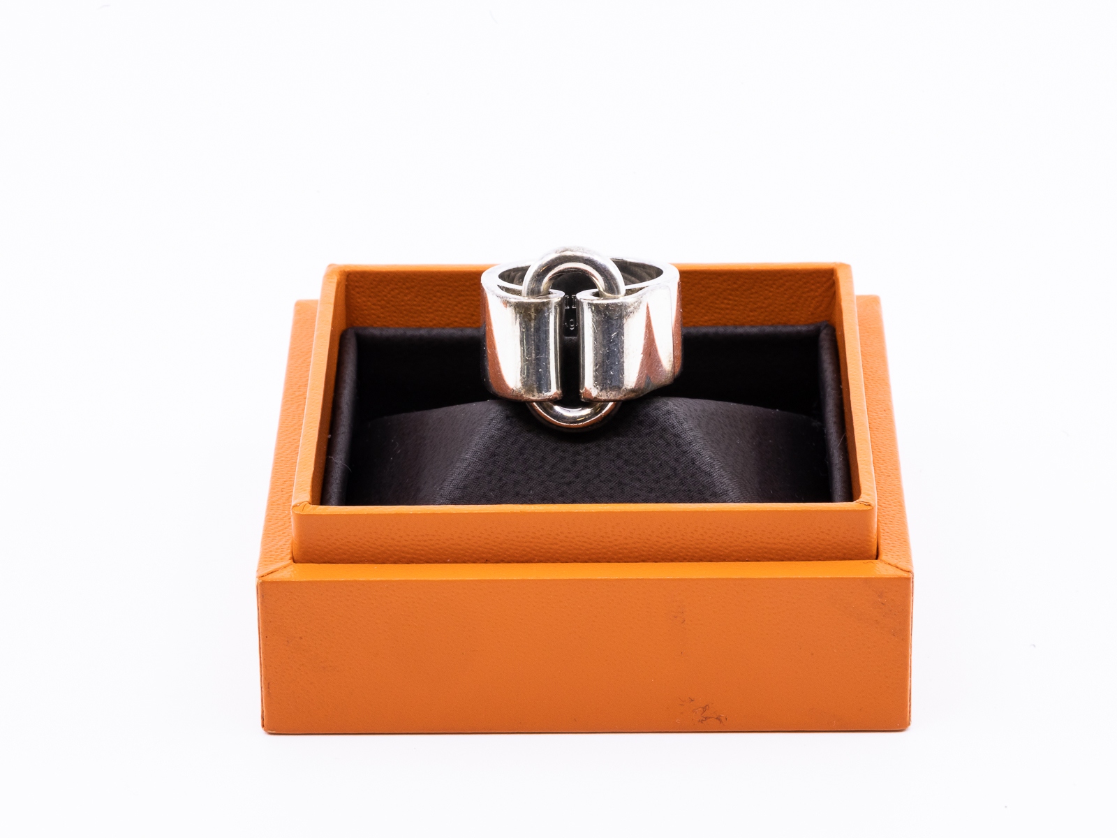 HERMES Paris Attelage Bague vendu a 260.00 encheres domaine