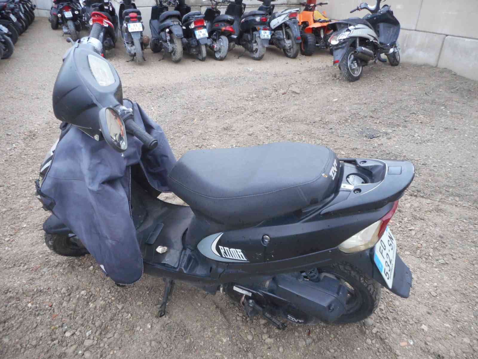 Pour protéger votre moto ou scooter - Mr.Bricolage Maurice